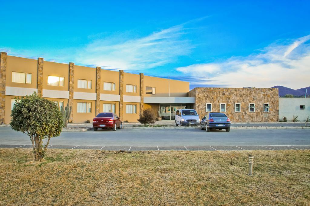 Hotel Limari Овалье Экстерьер фото